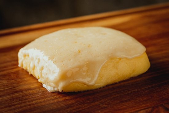 加藤洋菓子 |チーズケーキ|RUSTEAKSの人気デザートがテイクアウトとオンラインストアで販売/温めて食べるチーズケーキ（冷凍）